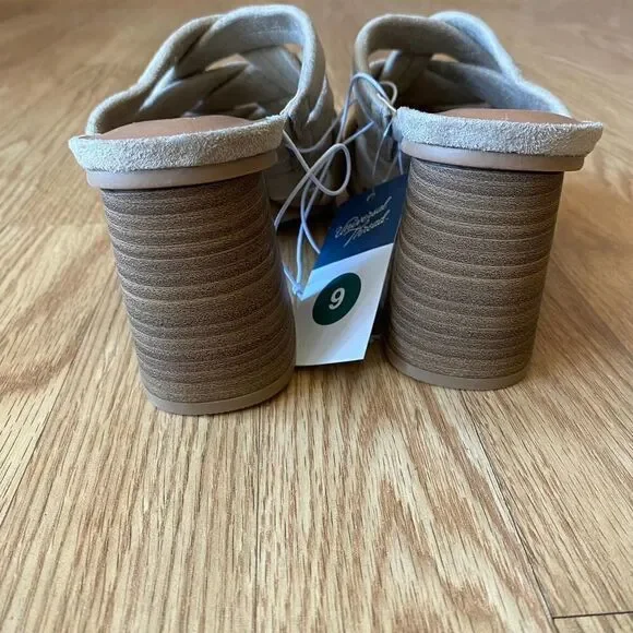 Universal Thread Andy Mule Heels Tan 9 - Picture 5 of 7